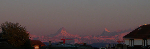 Alpenpanorama: Schreckhorn, Finsteraarhorn