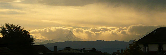 Alpenpanorama: Schreckhorn, Finsteraarhorn