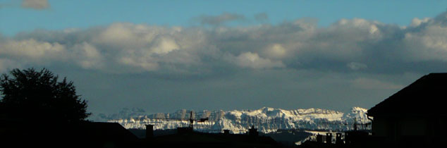 Alpenpanorama: Schreckhorn, Finsteraarhorn